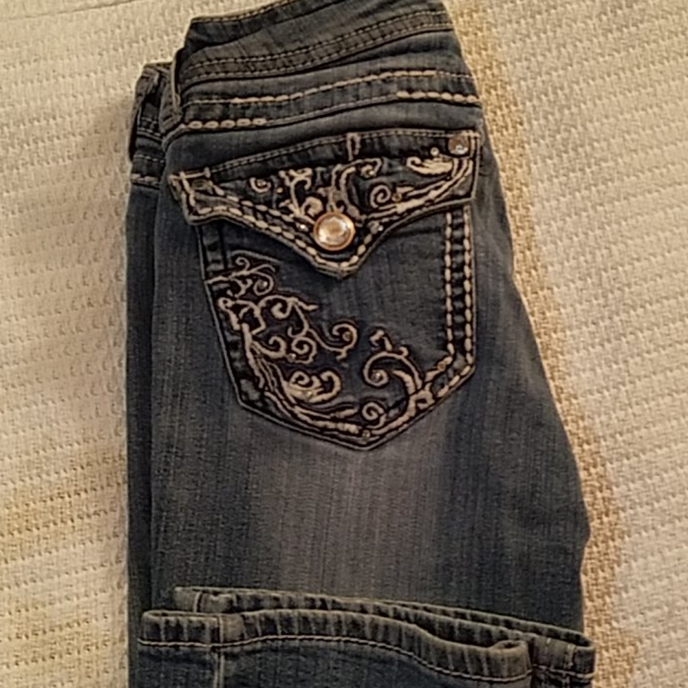 EARL JEANS